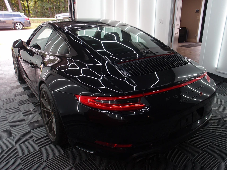 2017 Porsche 991 Carrera 4S - Image 21 of 31