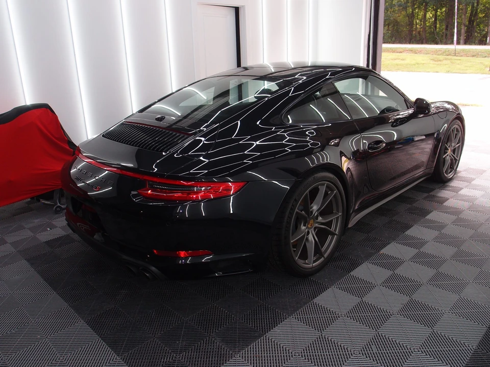 2017 Porsche 991 Carrera 4S - Image 18 of 31