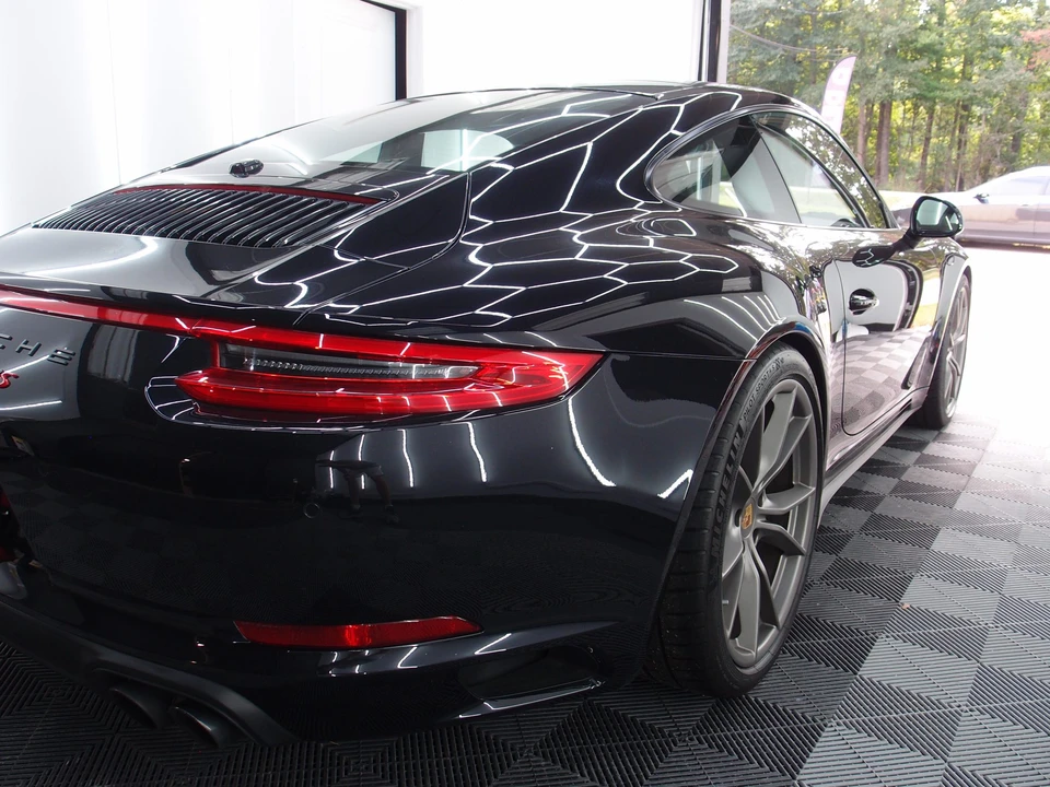 2017 Porsche 991 Carrera 4S - Image 29 of 31