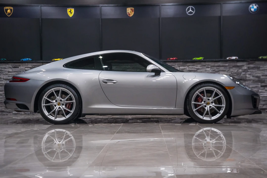 2017 Porsche 991 Carrera - Image 17 of 31