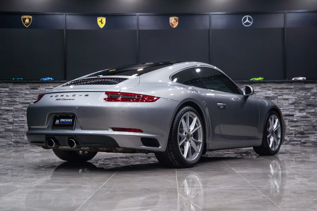2017 Porsche 991 Carrera - Image 19 of 31