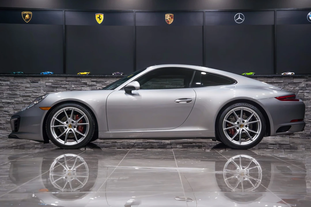 2017 Porsche 991 Carrera - Image 25 of 31