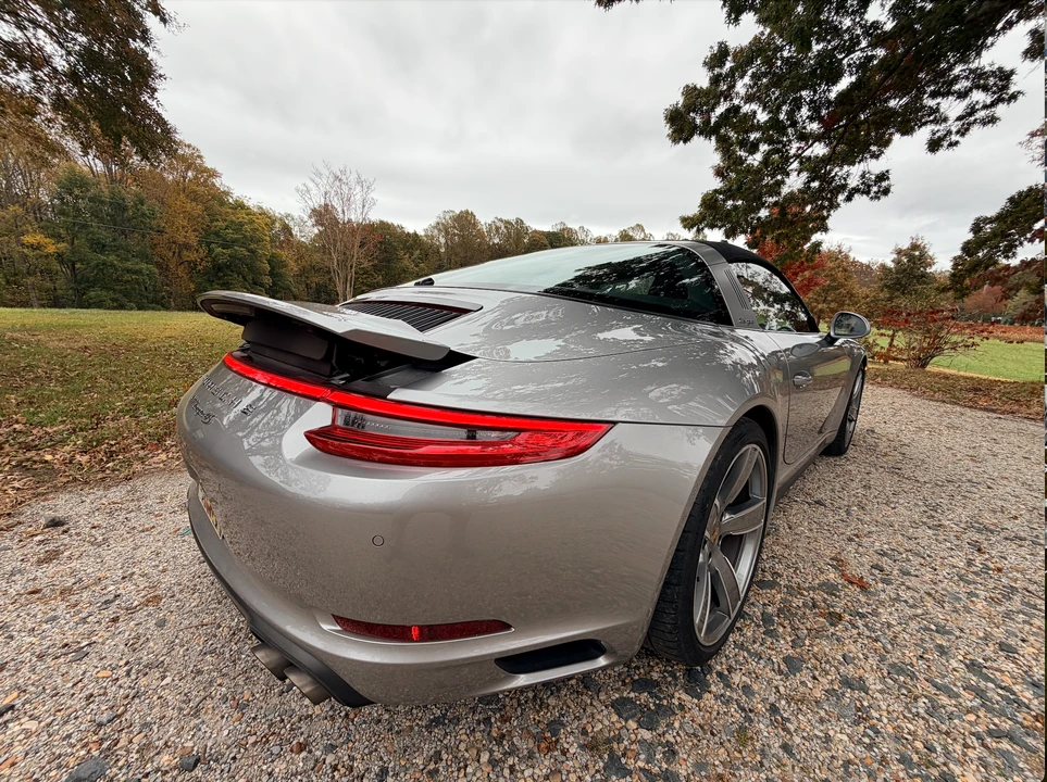 2017 Porsche 991 Carrera 4S - Image 8 of 31