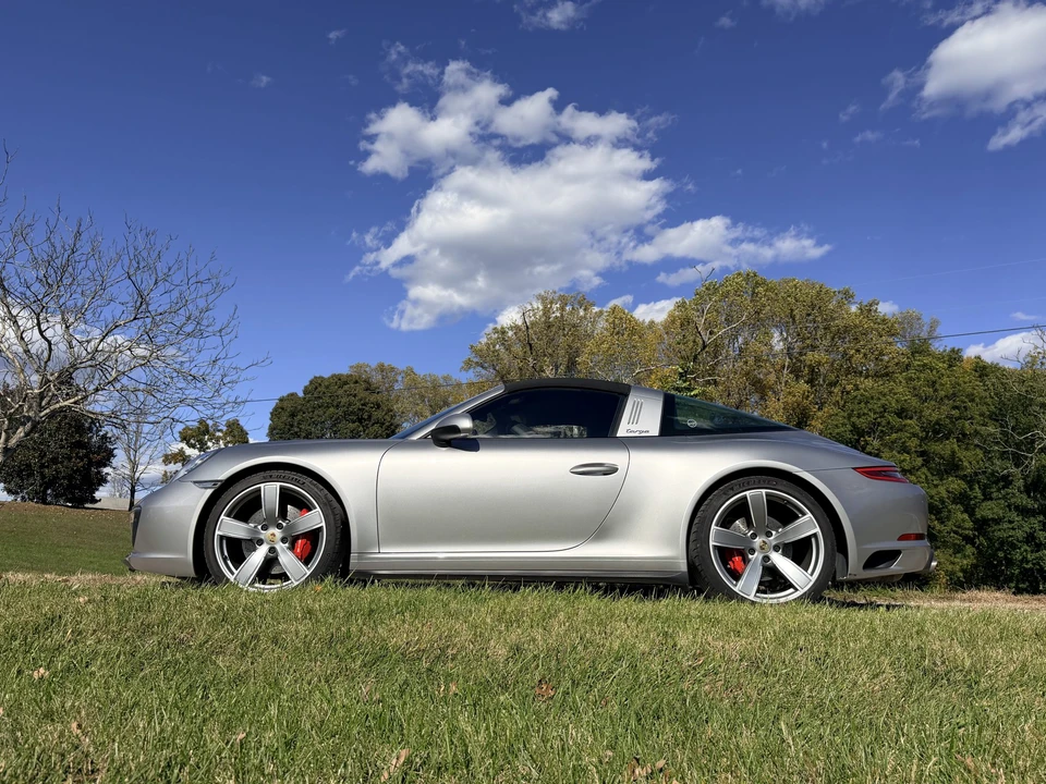 2017 Porsche 991 Carrera 4S - Image 11 of 31