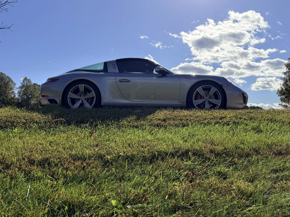 2017 Porsche 991 Carrera 4S - Image 6 of 31