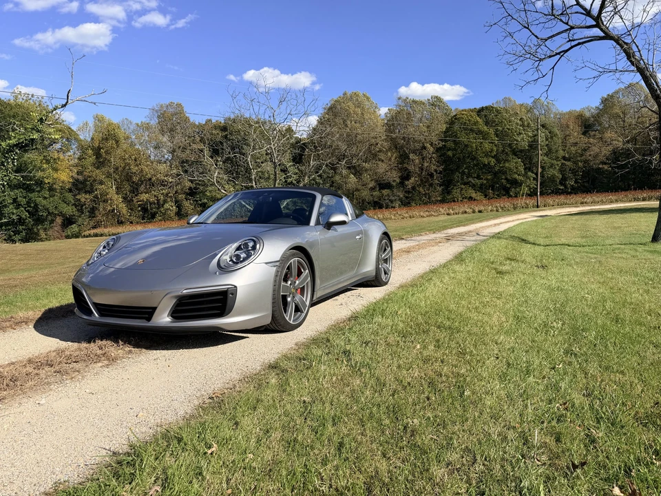 2017 Porsche 991 Carrera 4S - Image 2 of 31