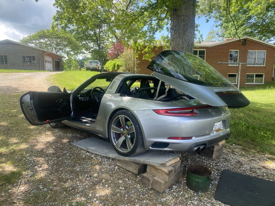 2017 Porsche 991 Carrera 4S - Image 13 of 31