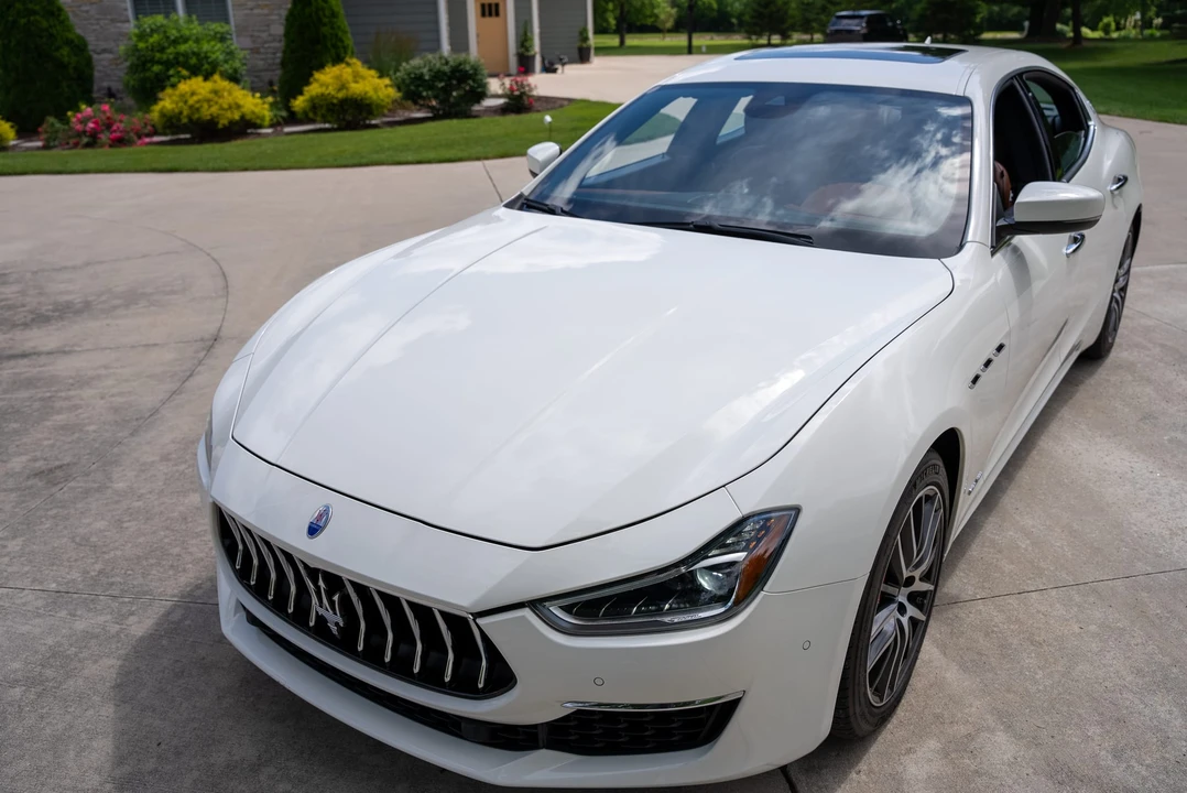 2018 Maserati Ghibli 3rd Gen - Image 4 of 31