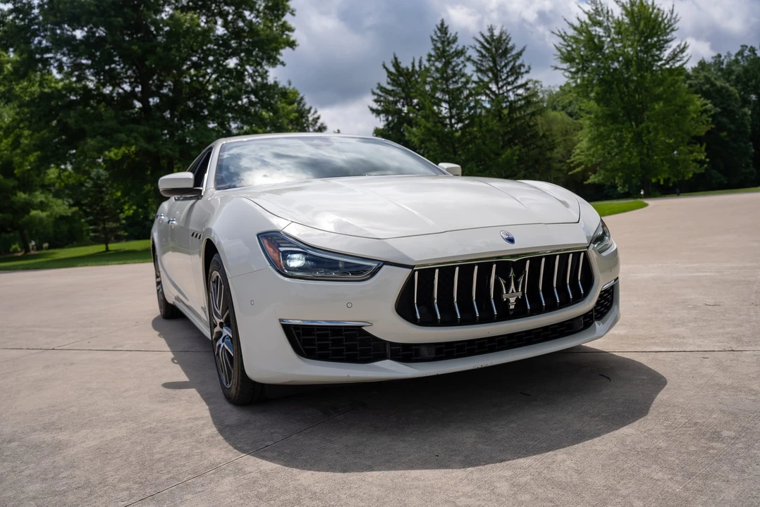 2018 Maserati Ghibli 3rd Gen - Image 30 of 31