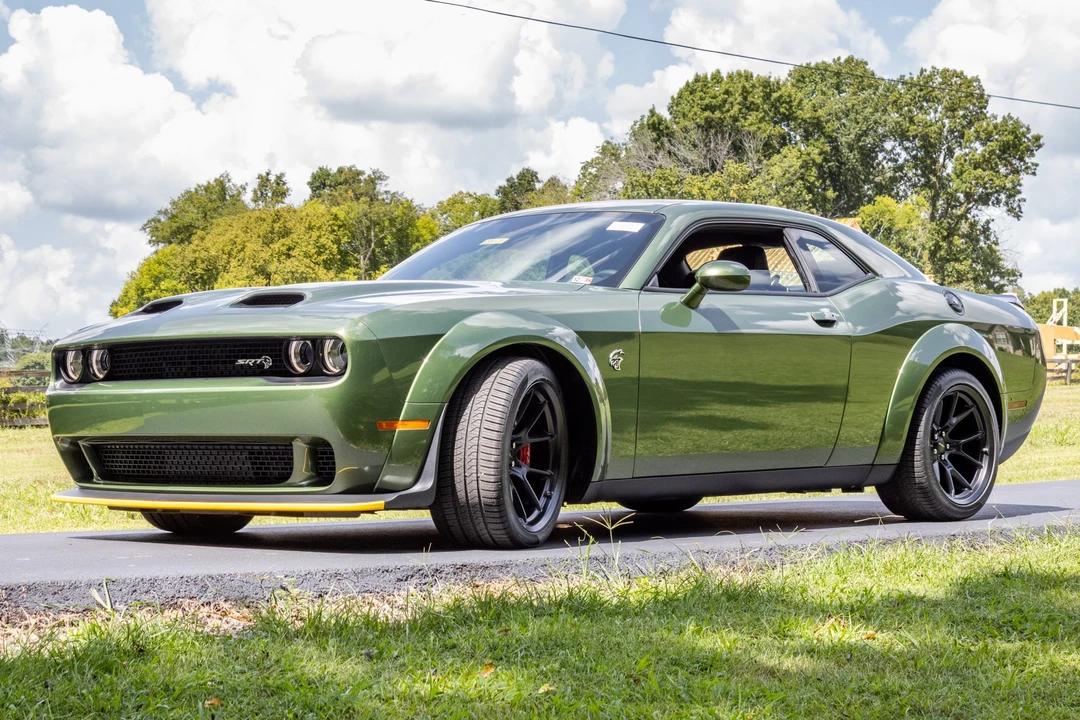 2023 Dodge Challenger SRT Hellcat 3rd Gen - Image 3 of 31