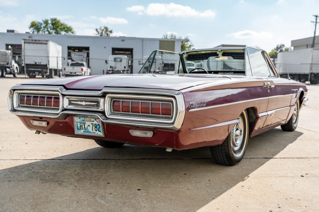 1965 Ford Thunderbird 4th Gen - Image 5 of 31