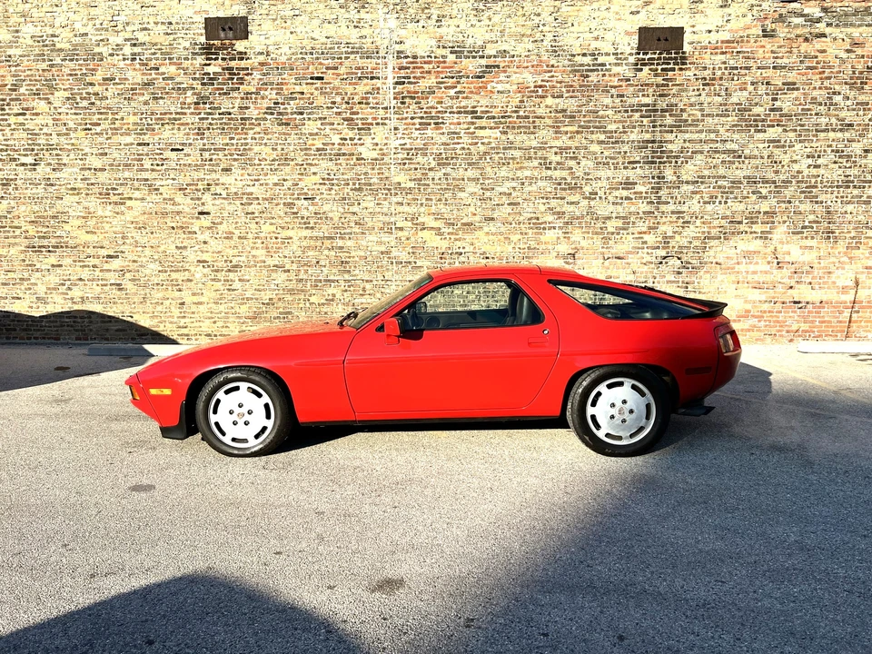 1985 Porsche 928 S - Image 5 of 31