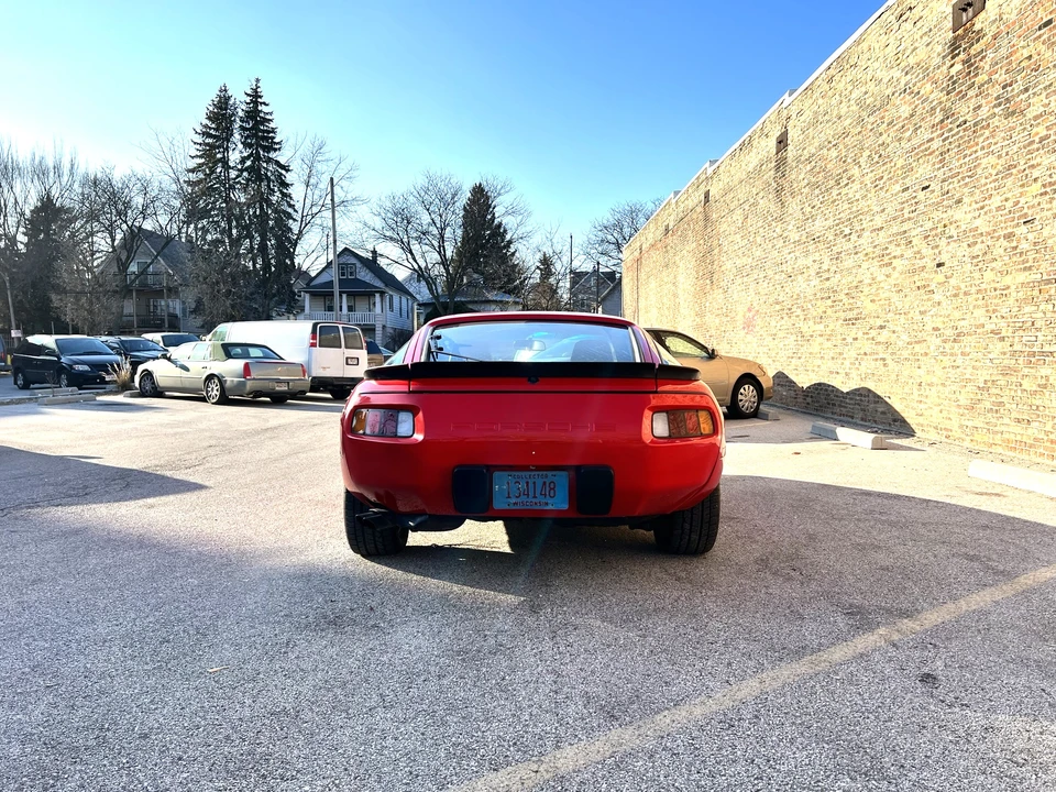 1985 Porsche 928 S - Image 8 of 31