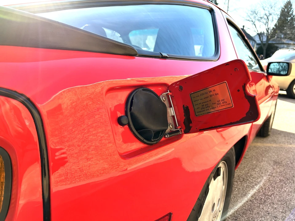 1985 Porsche 928 S - Image 27 of 31