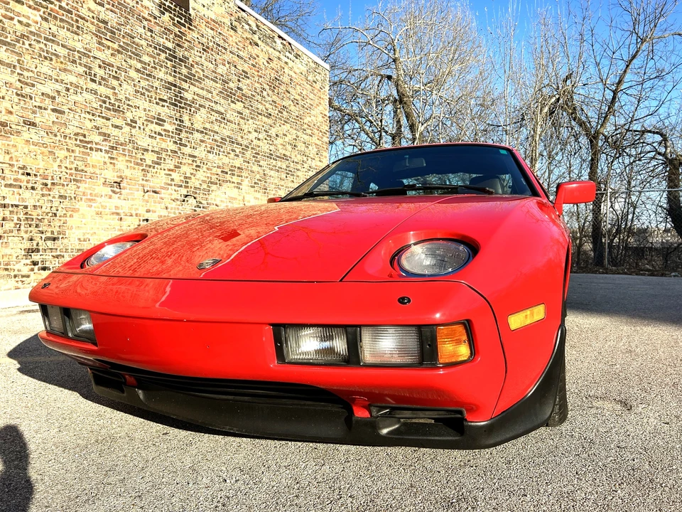 1985 Porsche 928 S - Image 2 of 31
