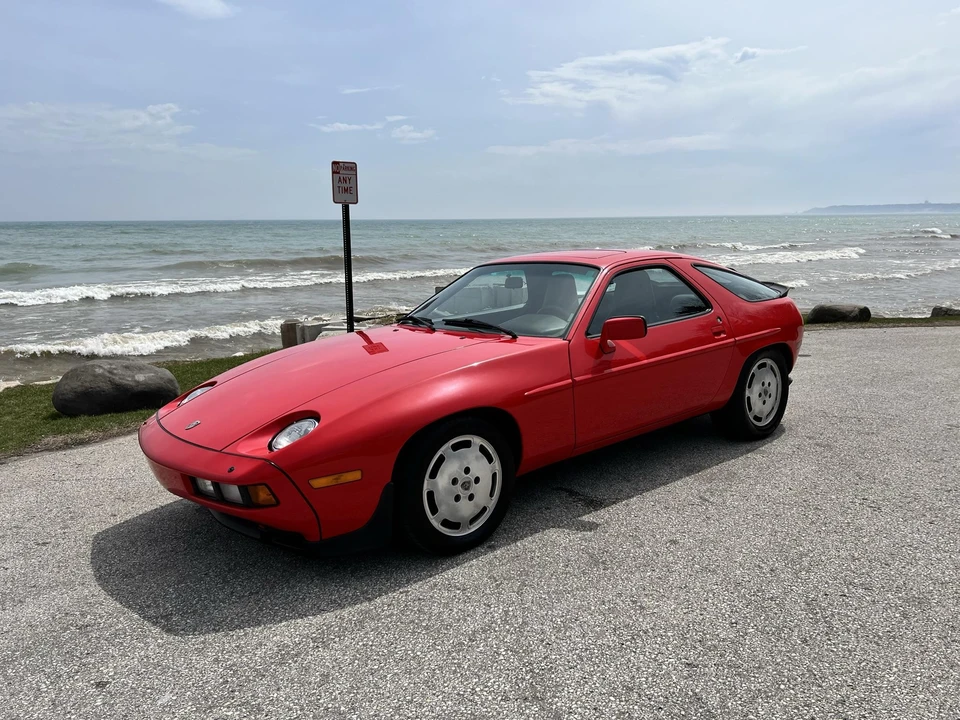 1985 Porsche 928 S - Image 6 of 31
