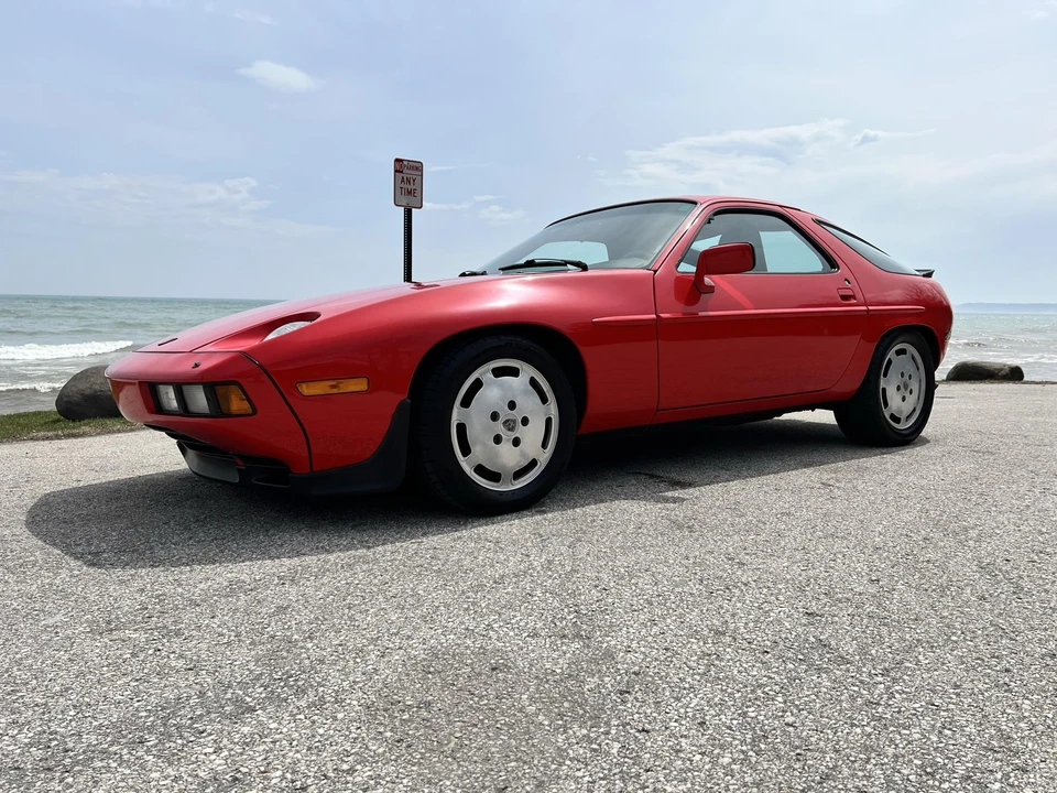 1985 Porsche 928 S - Image 7 of 31