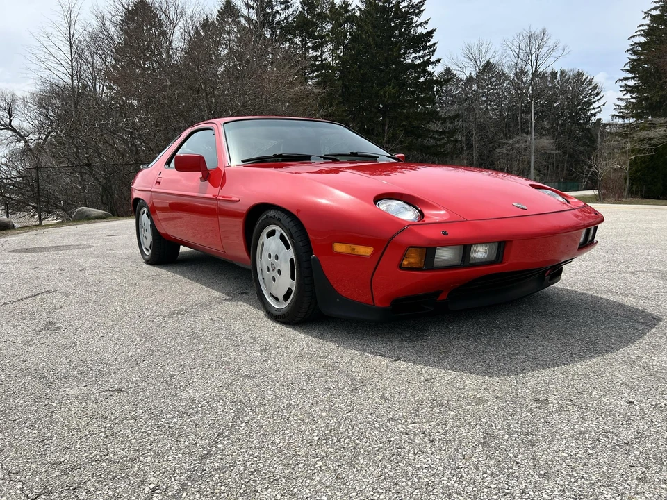 1985 Porsche 928 S - Image 13 of 31