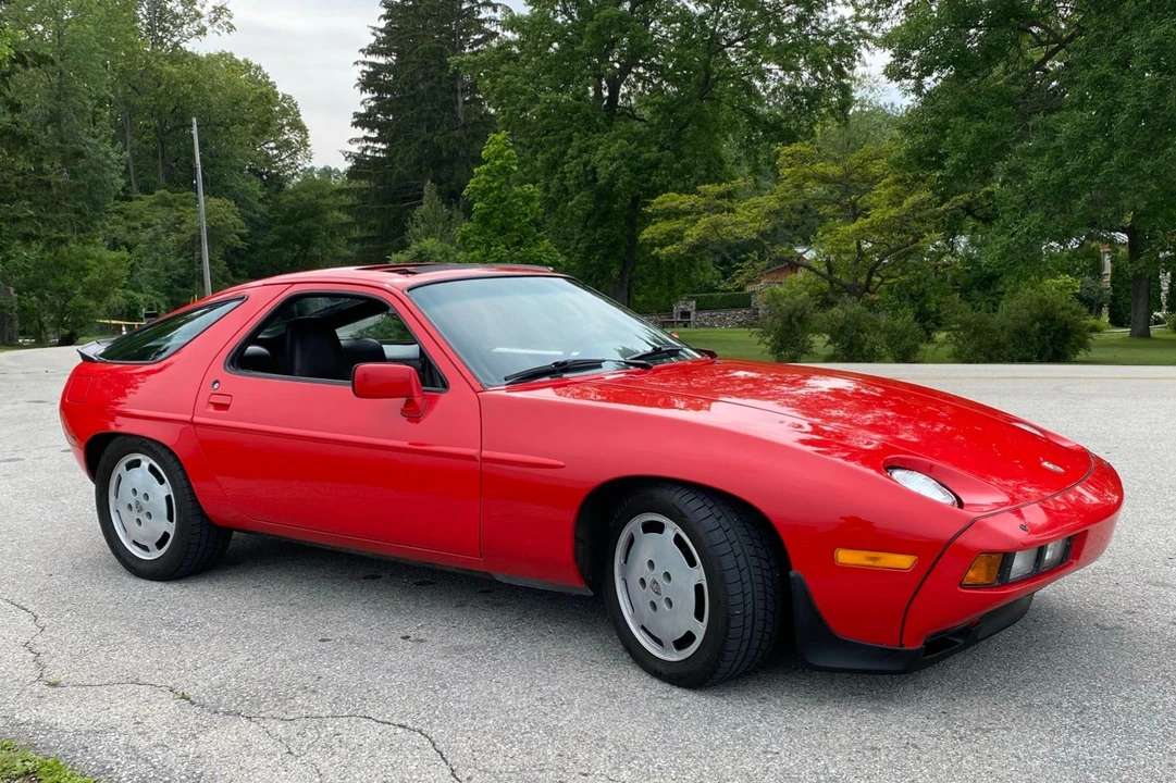 1985 Porsche 928 S - Image 15 of 31
