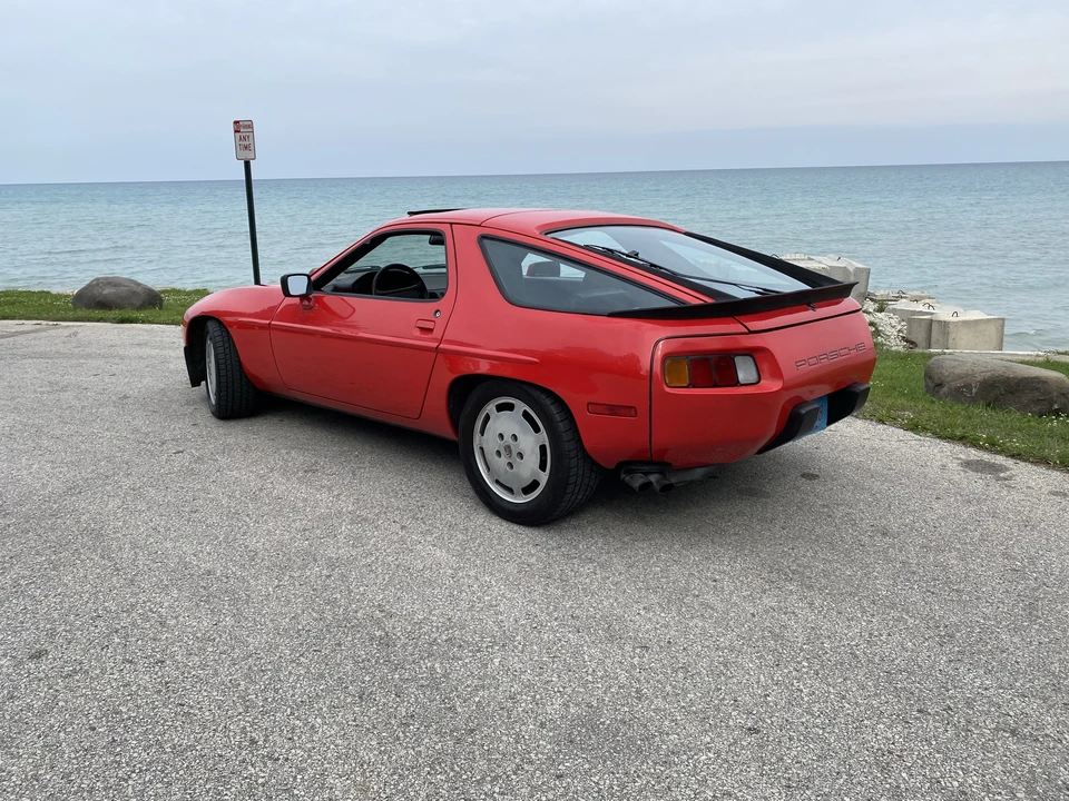 1985 Porsche 928 S - Image 24 of 31