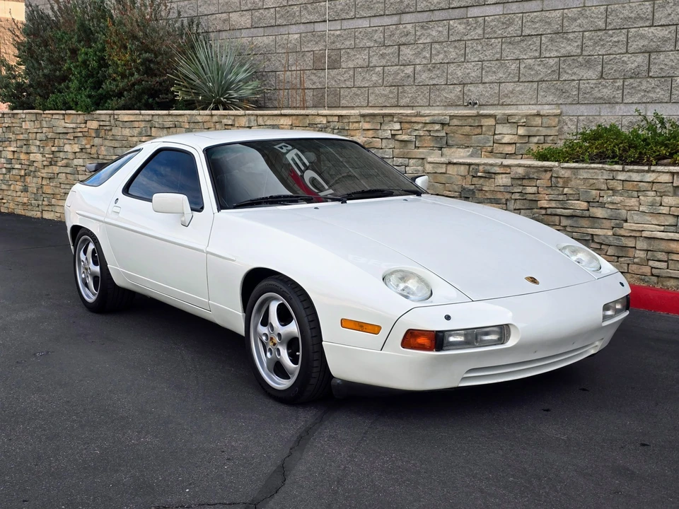1988 Porsche 928 S4 - Image 4 of 31