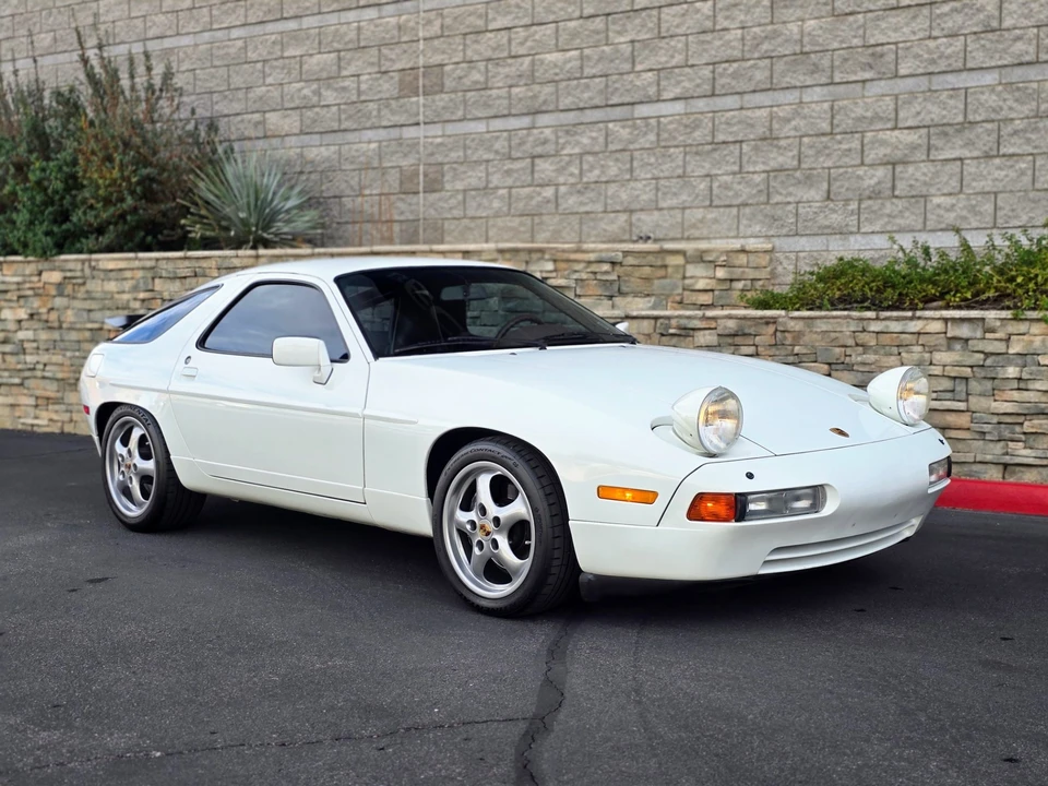 1988 Porsche 928 S4 - Image 3 of 31