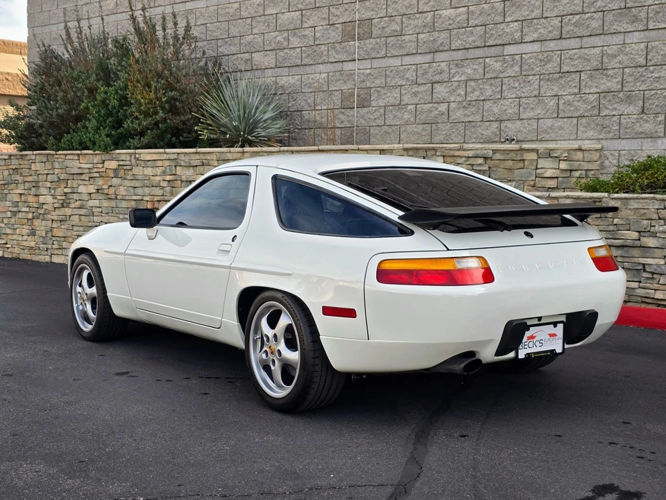 1988 Porsche 928 S4 - Image 21 of 31