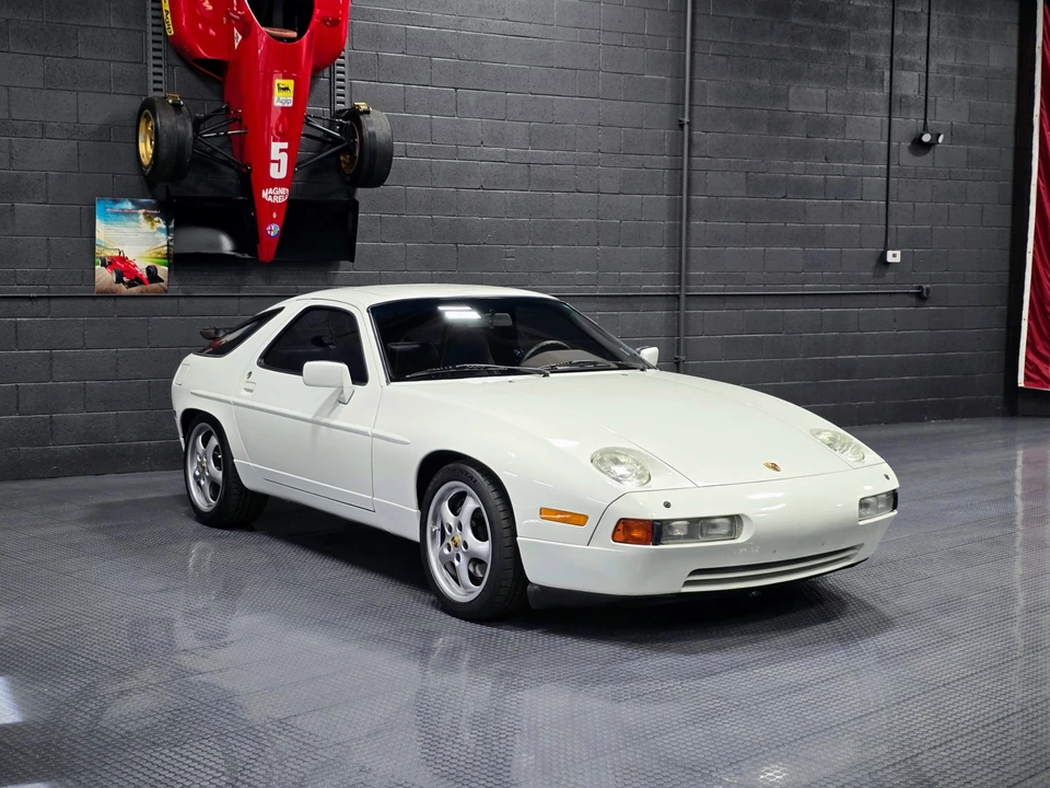 1988 Porsche 928 S4 - Image 29 of 31