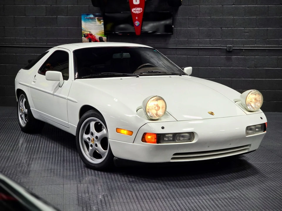1988 Porsche 928 S4 - Image 30 of 31