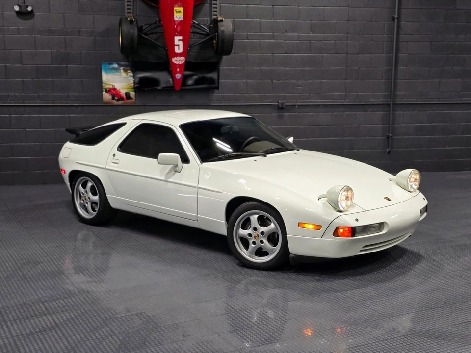 1988 Porsche 928 S4 - Image 28 of 31