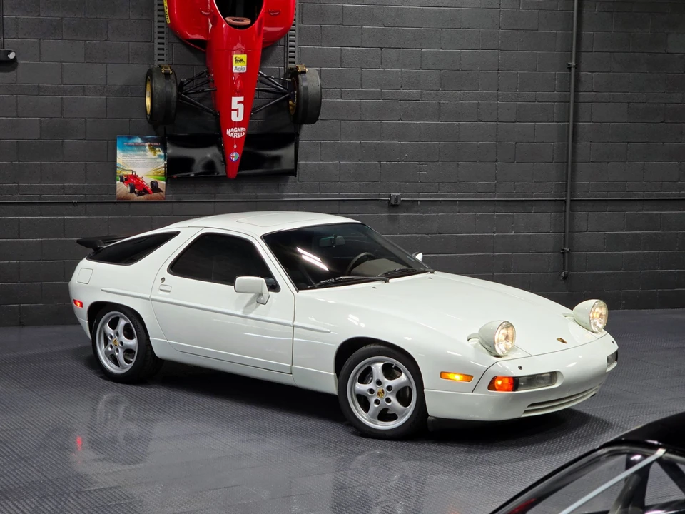 1988 Porsche 928 S4 - Image 27 of 31