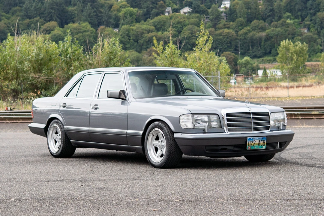1990 Mercedes-Benz W126 S-Class Sedan - Image 4 of 31
