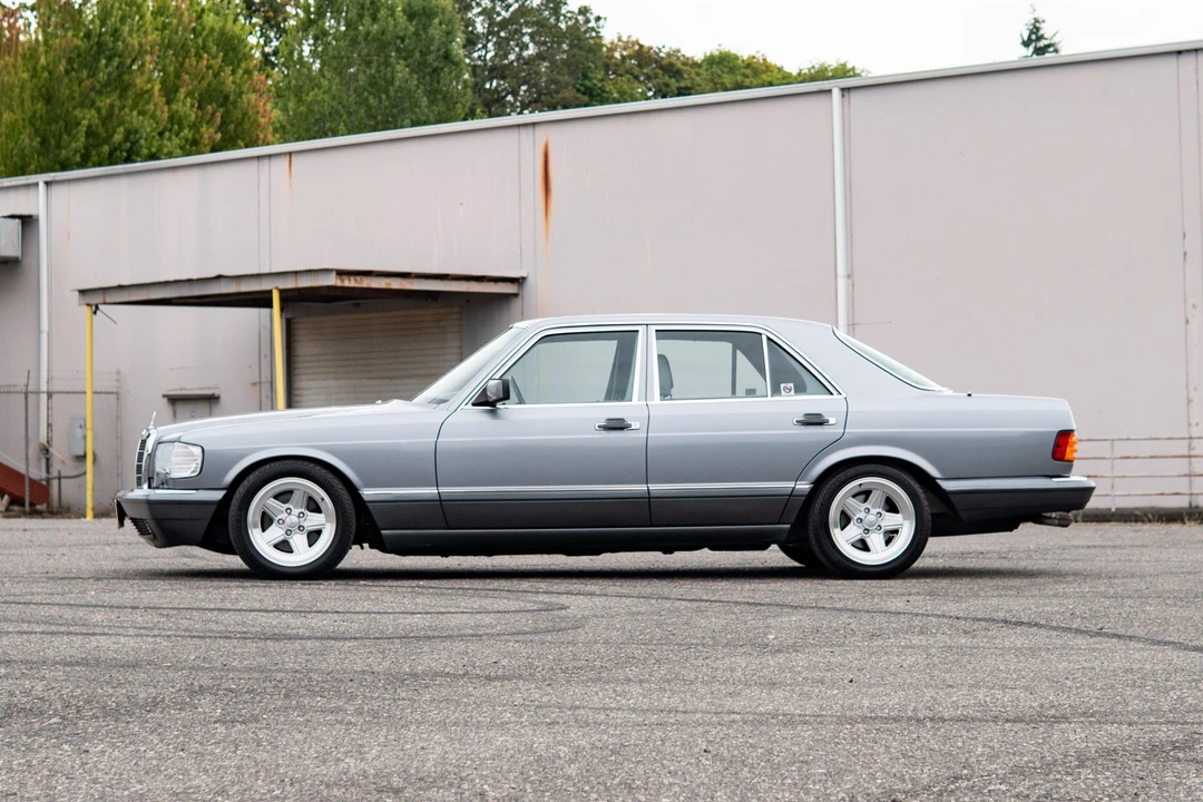 1990 Mercedes-Benz W126 S-Class Sedan - Image 9 of 31