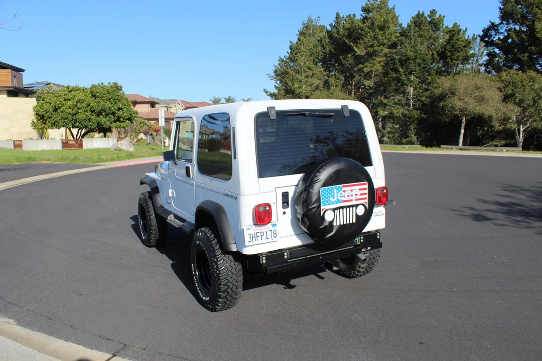 1991 Jeep YJ Wrangler - Image 14 of 31
