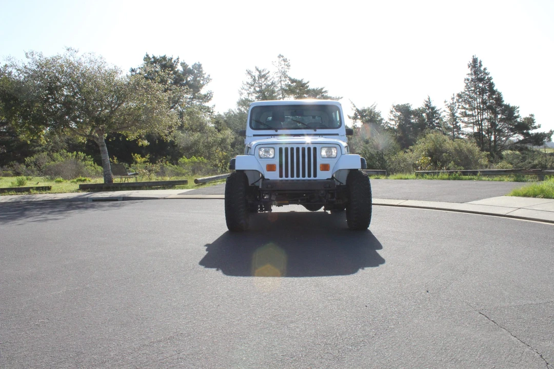 1991 Jeep YJ Wrangler - Image 29 of 31