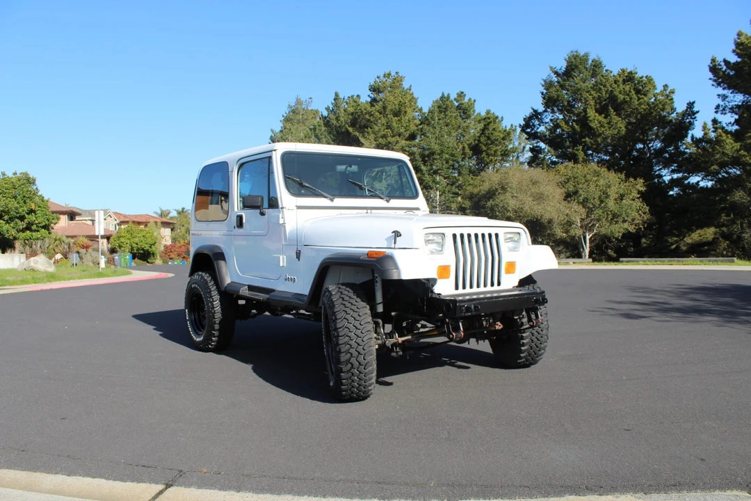 1991 Jeep YJ Wrangler - Image 28 of 31