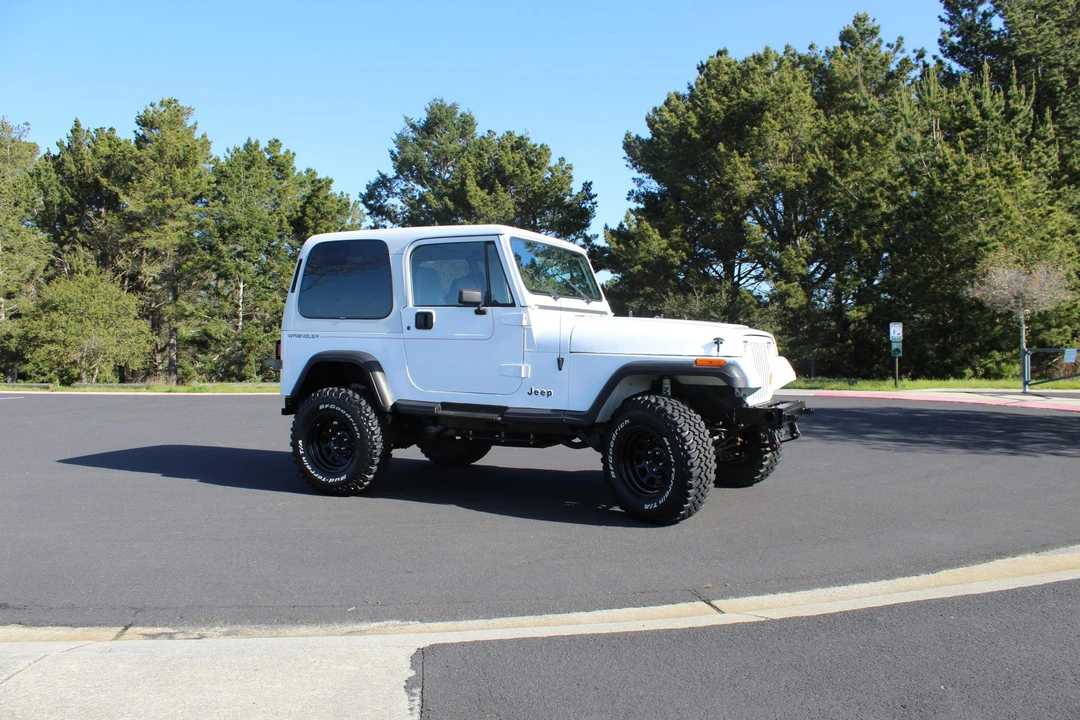 1991 Jeep YJ Wrangler - Image 27 of 31