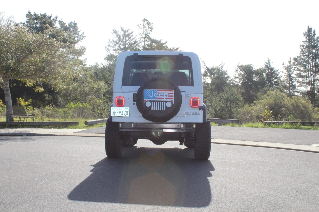 1991 Jeep YJ Wrangler - Image 17 of 31