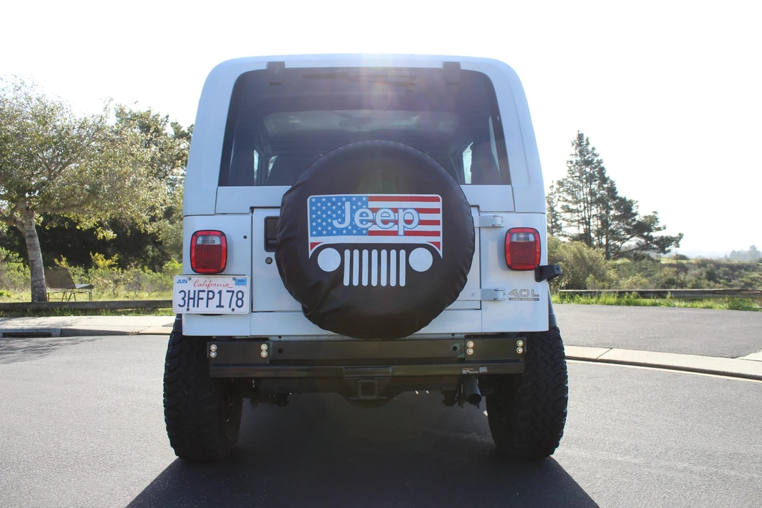 1991 Jeep YJ Wrangler - Image 15 of 31