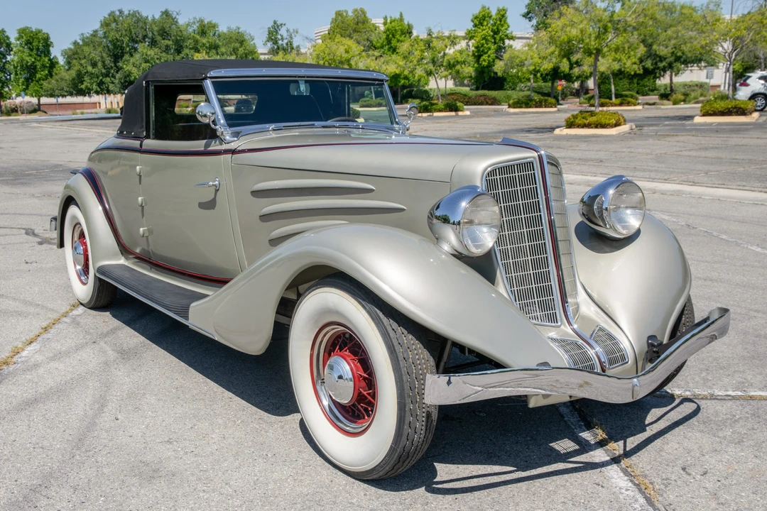 1934 Auburn Eight - Image 10 of 31