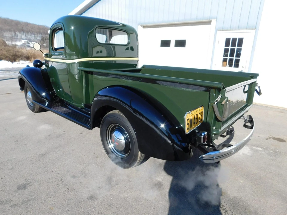 1940 Chevrolet Pickup 2nd Gen - Image 13 of 31
