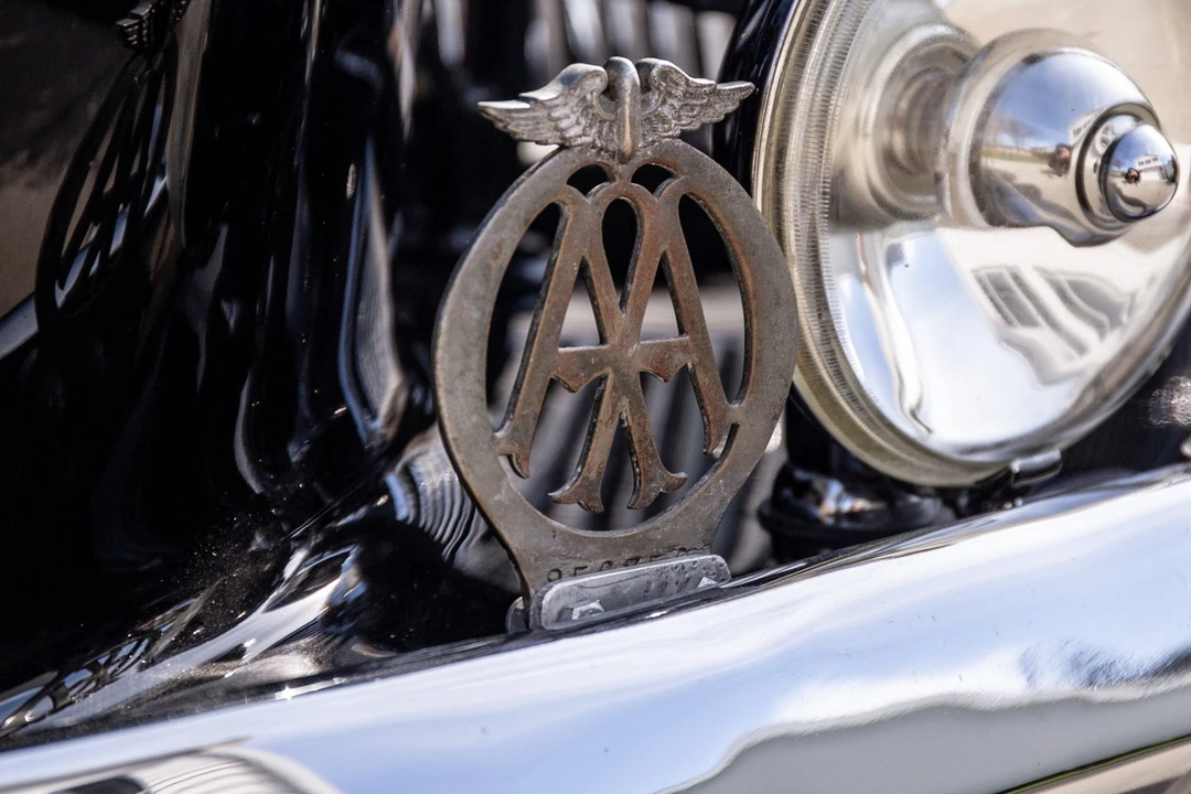 1947 Triumph 1800 Roadster - Image 13 of 31