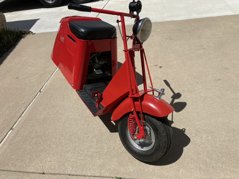 1951 Cushman - Image 2 of 31