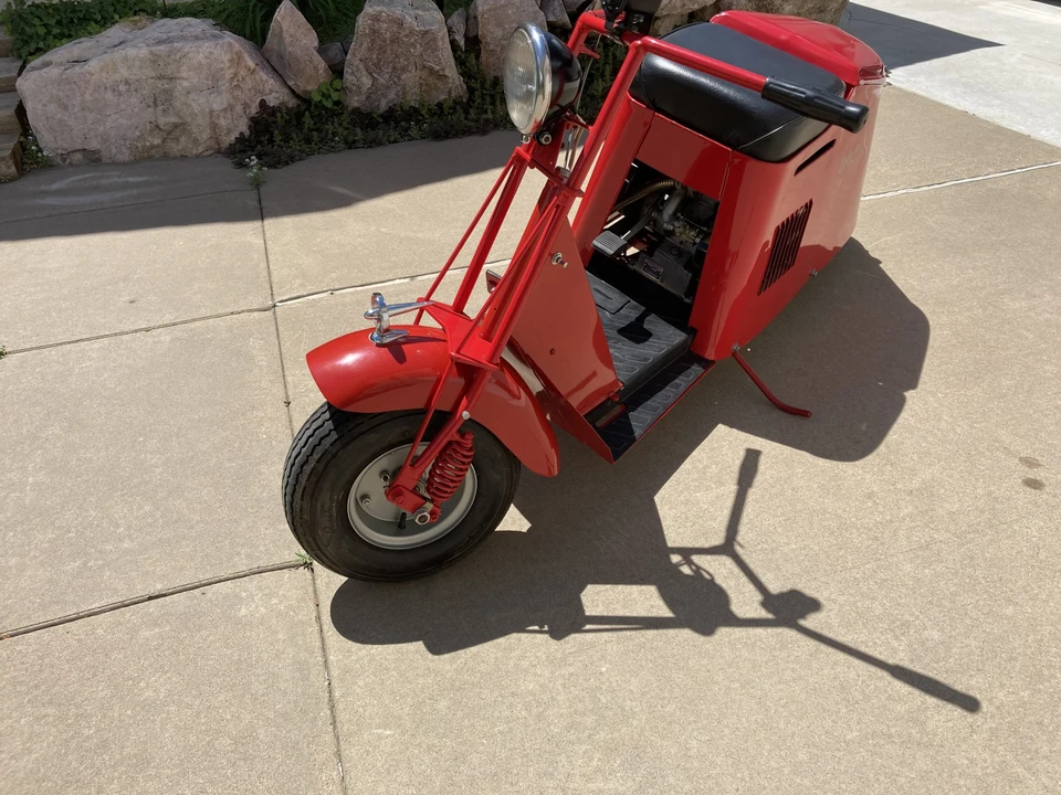 1951 Cushman - Image 6 of 31