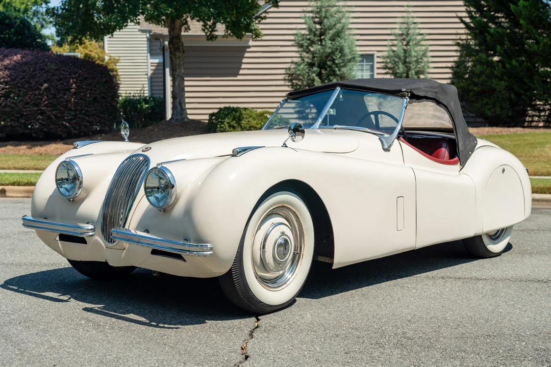 1952 Jaguar XK120 OTS Roadster - Image 9 of 31