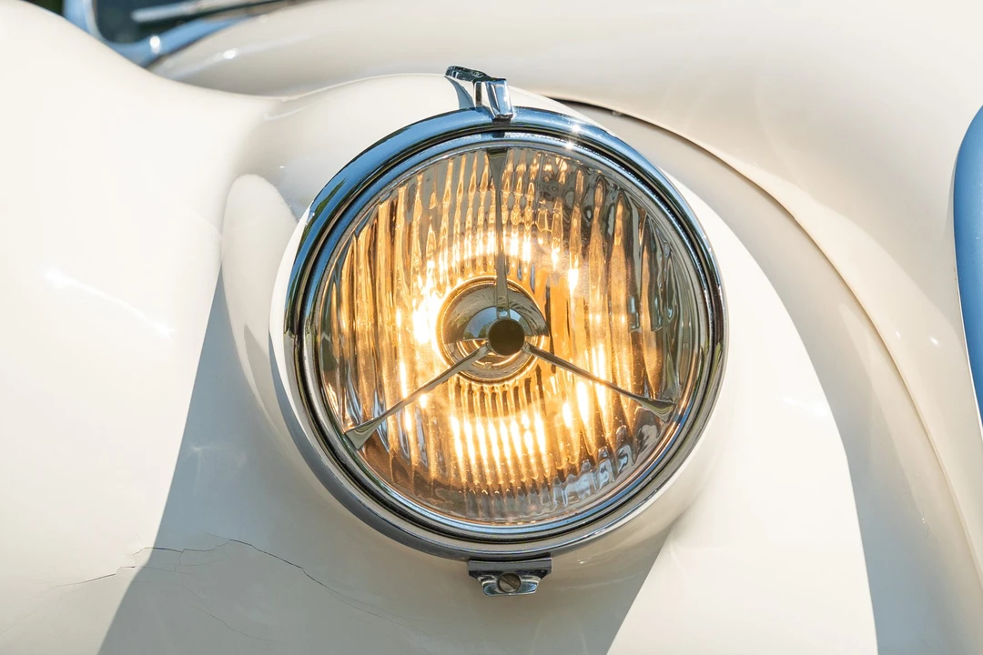 1952 Jaguar XK120 OTS Roadster - Image 28 of 31