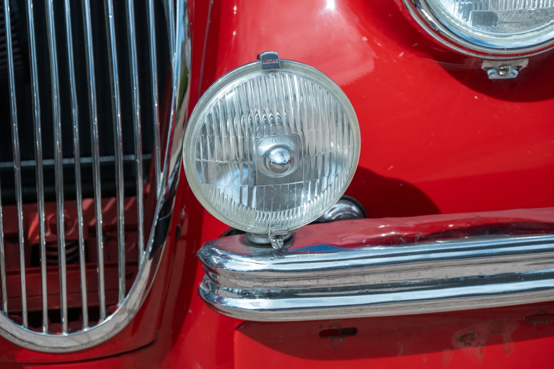 1953 Jaguar XK120 FHC Coupe - Image 20 of 31