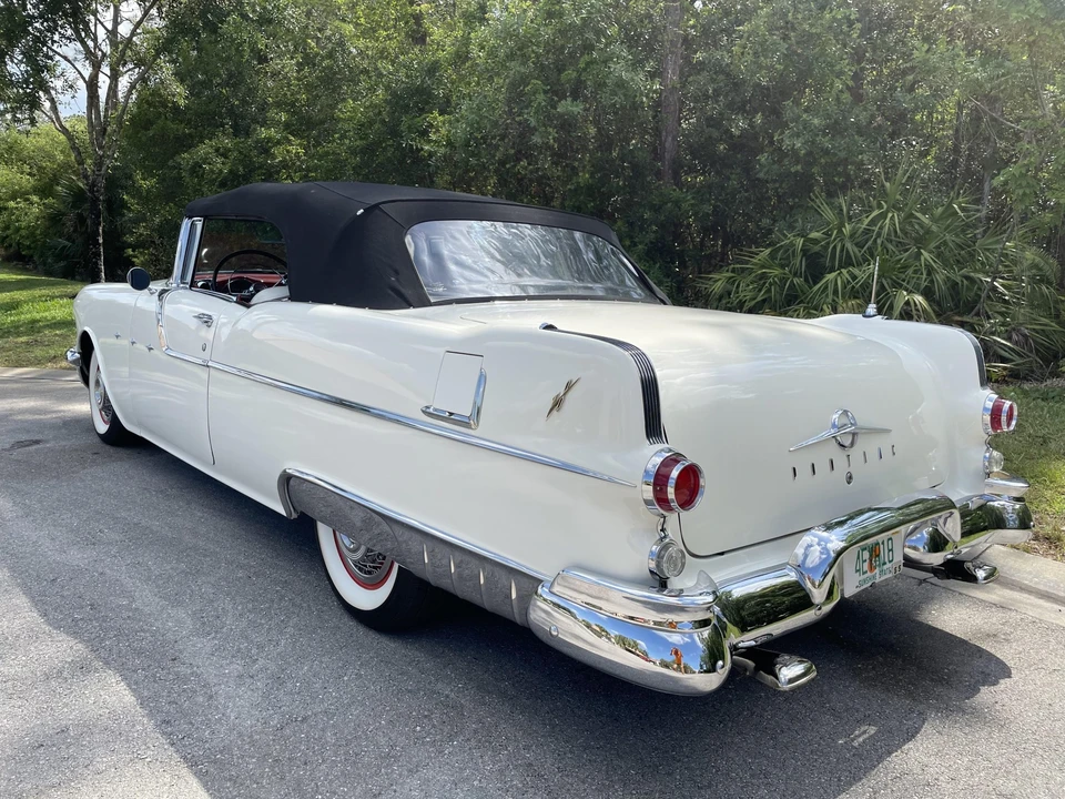 1955 Pontiac Star Chief - Image 13 of 31