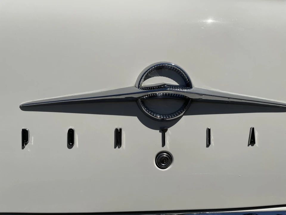 1955 Pontiac Star Chief - Image 25 of 31