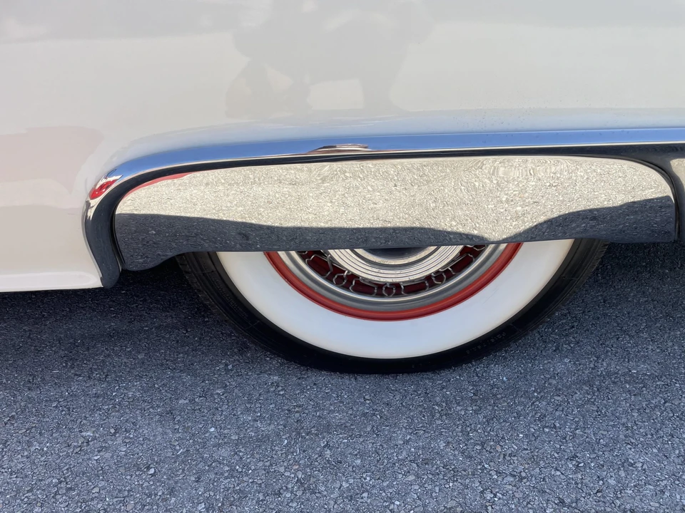 1955 Pontiac Star Chief - Image 30 of 31